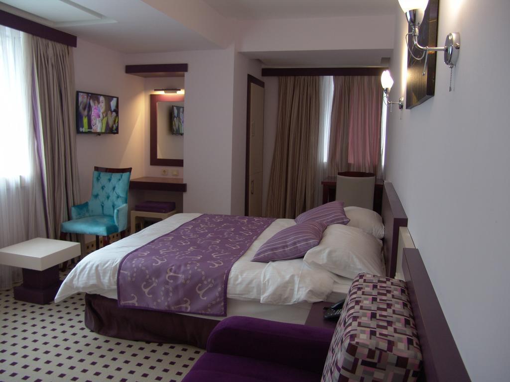 Izan Hotel Izmir Zimmer foto